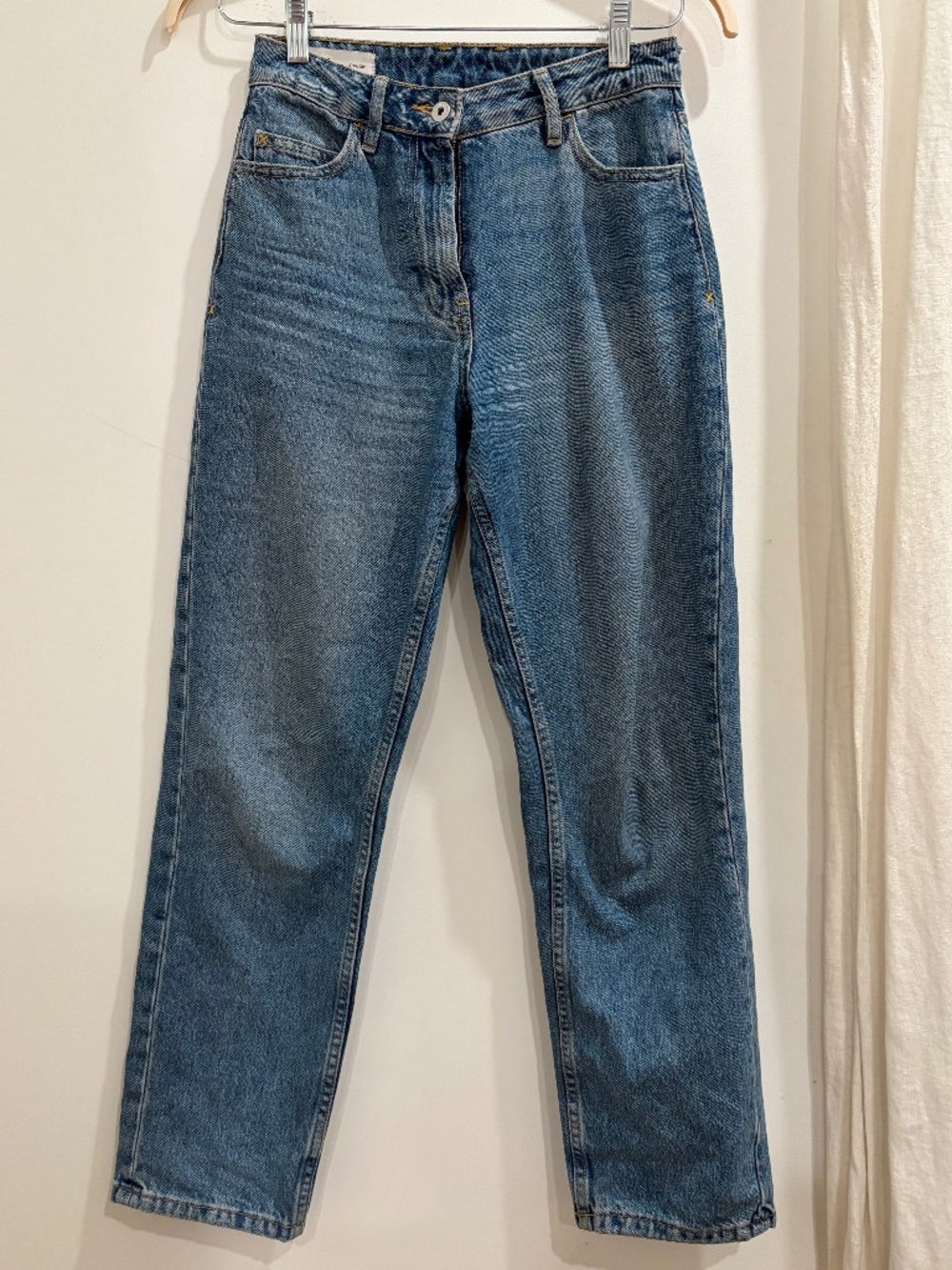 Collusion Women’s Medium Wash Straight Leg Jeans (Size 26x32)